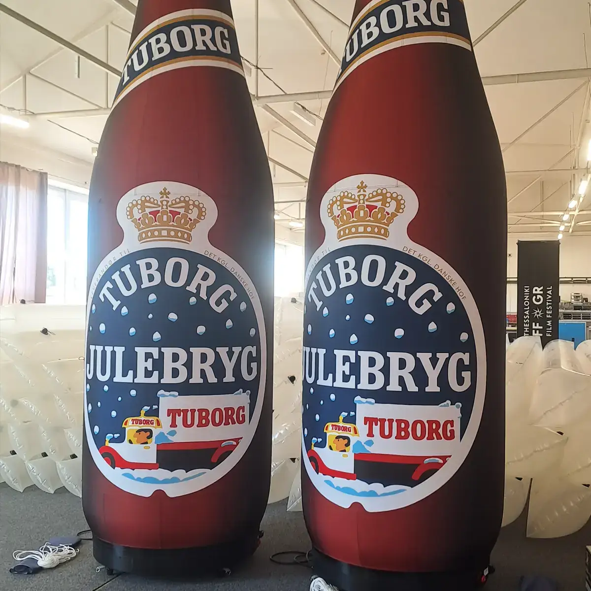 inflatable Tuborg Christmas beer under production
