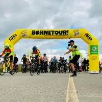BørneTour 3-delt målportal startskudd til sykkelløp